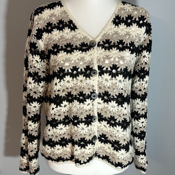 Curious Frog Sweaters - Curio - hand knitted Ramie/Cotton blend cream/beige/black cardigan. Size L. EUC!